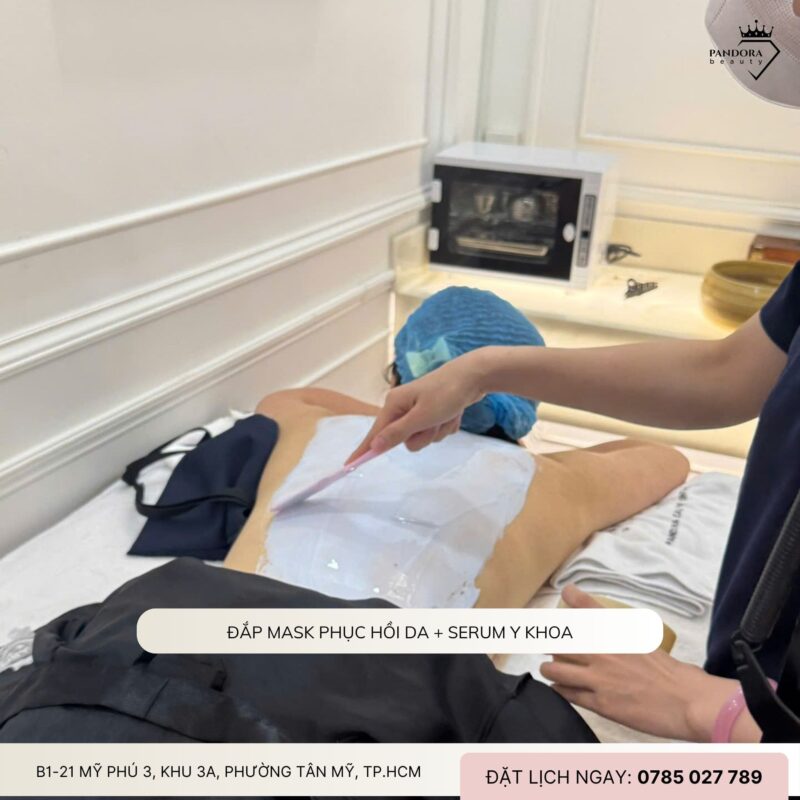 Quy trình điều trị mụn lưng tại spa/thẩm mỹ viện như Pandora Beauty: Chuẩn y khoa – Hiệu quả – An toàn